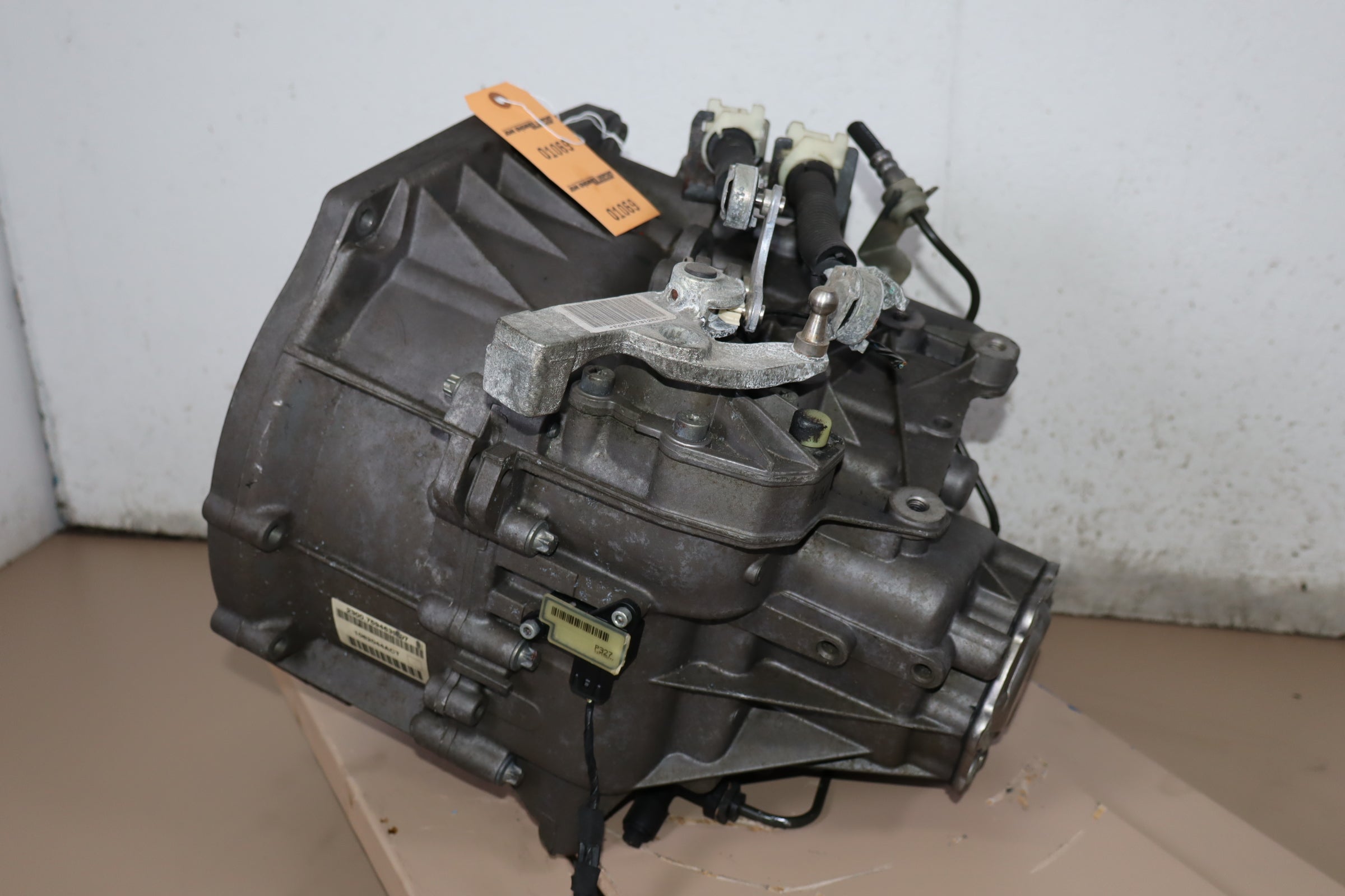 MINI COOPER TYPS S 6 SPEED MANUAL TRANSMISSION 2007-2008-2009-2010 GEARBOX