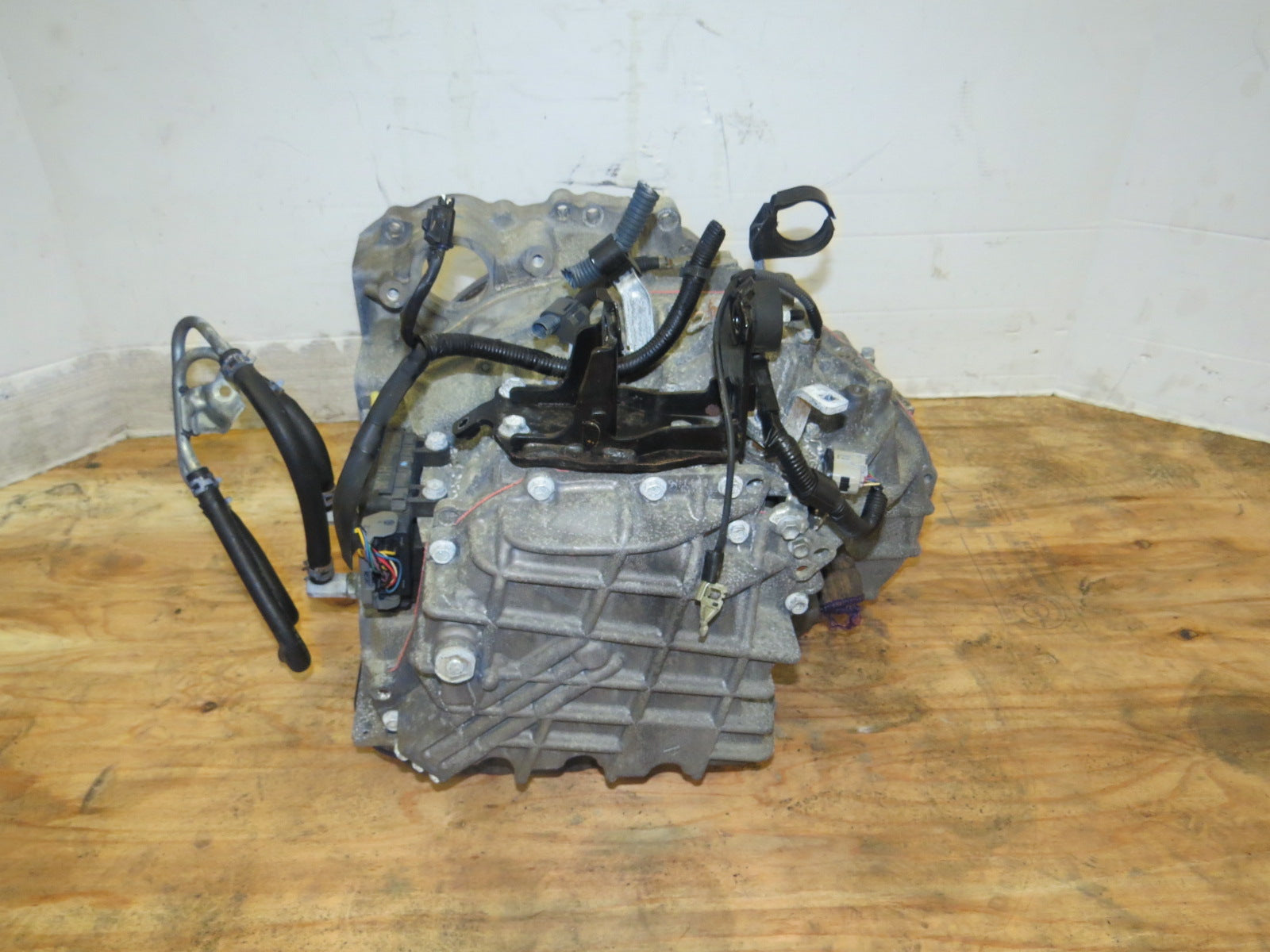 TOYOTA SIENNA FWD AUTOMATIC TRANSMISSION 3.5L V6 JDM 2GR-FE ( 2011-2012-2013-2014-2015-2016 )