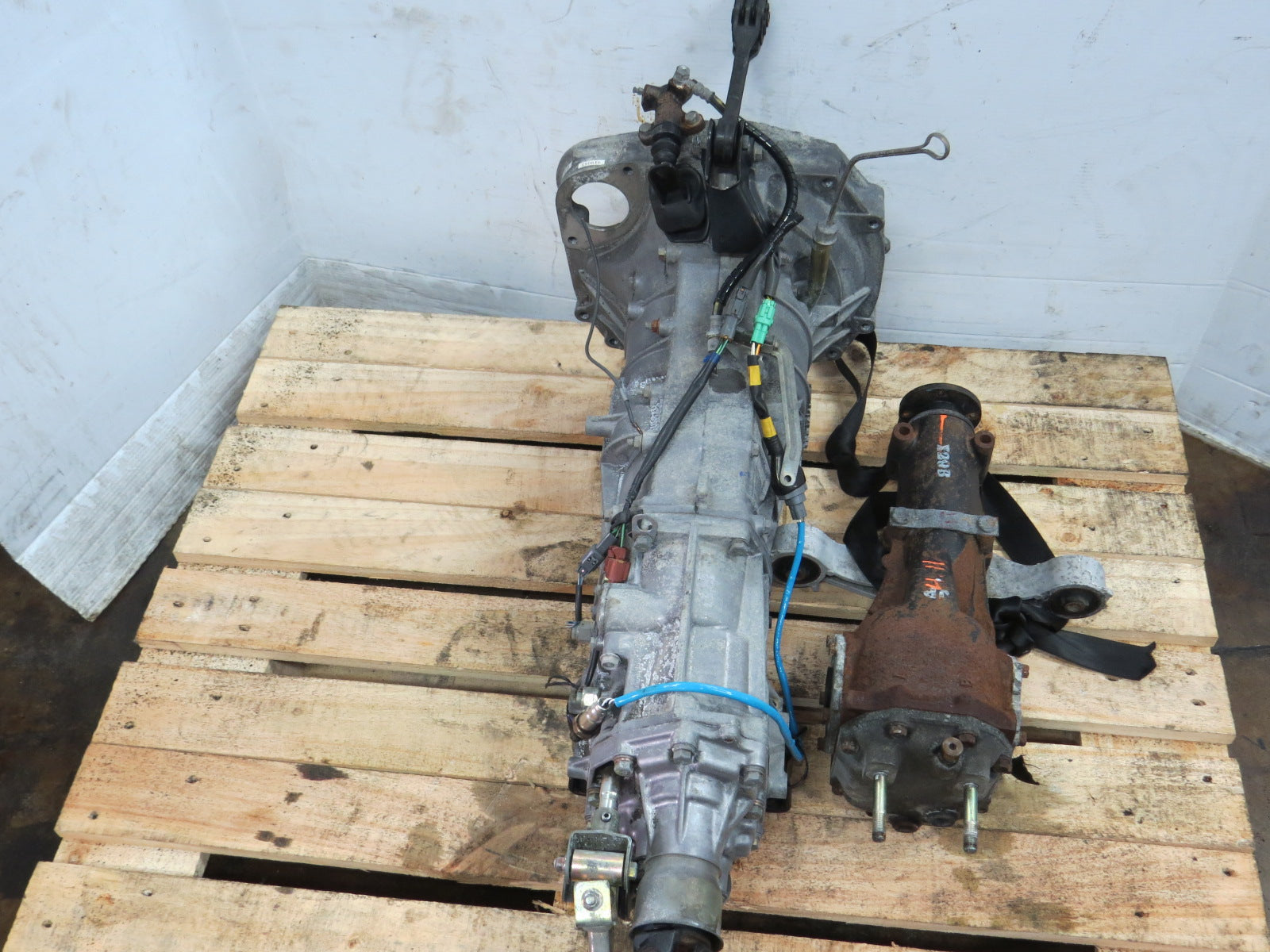 SUBARU IMPREZA WRX TURBO 5 SPEED AWD TRANSMISSION & REAR DIFF JDM EJ25 FINAL DRIVE 4.111 (2008-2009-2010-2011-2012-2013-2014)