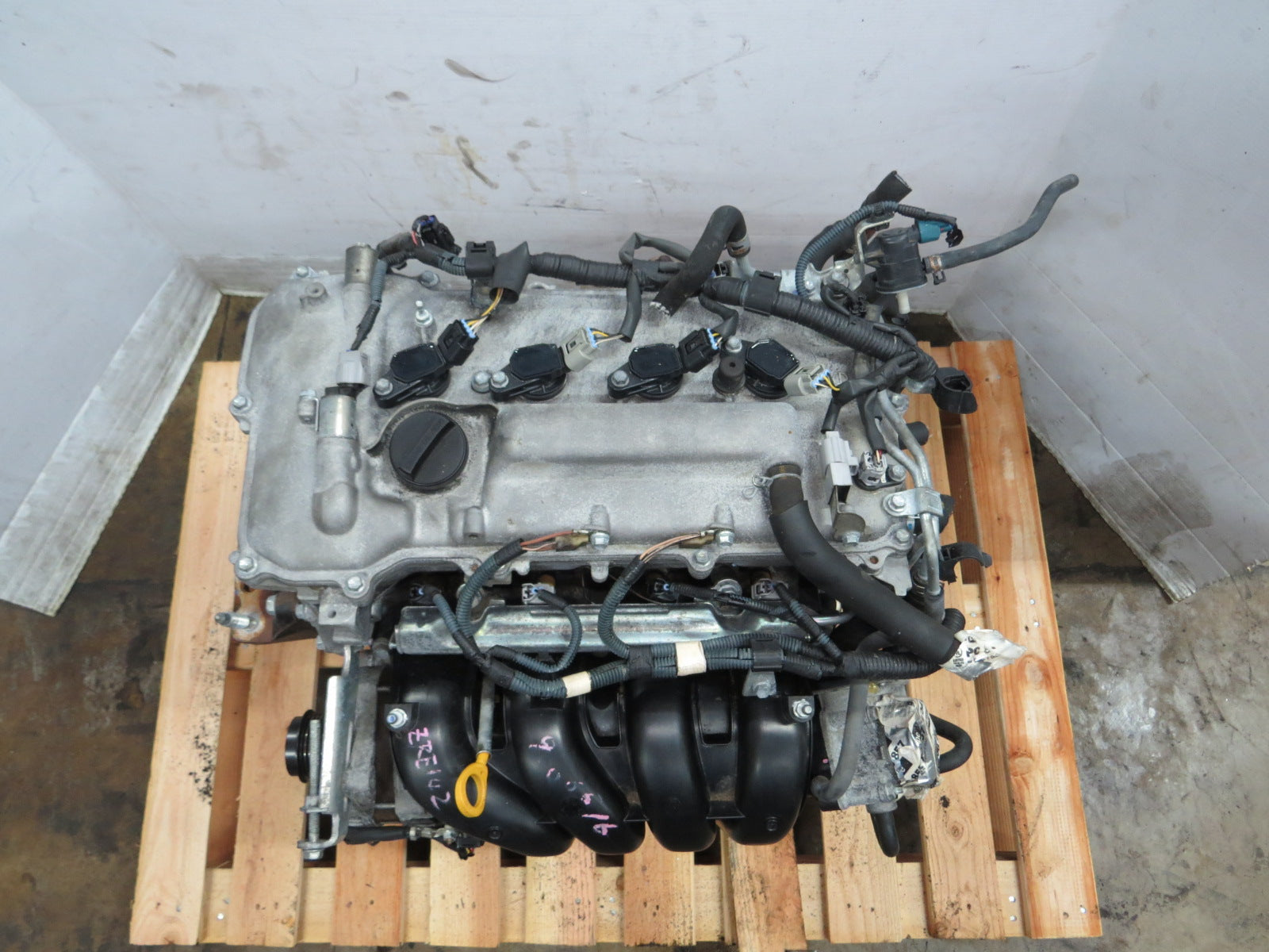 2009-2010-2011-2012-2013-2014-2015 TOYOTA MATRIX ENGINE 1.8L VVTi JDM 2ZR-FE MOTOR