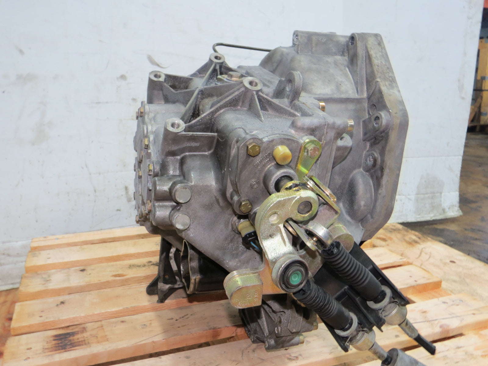 05-08 Mini Cooper Manual Transmission 6 Speed Supercharged