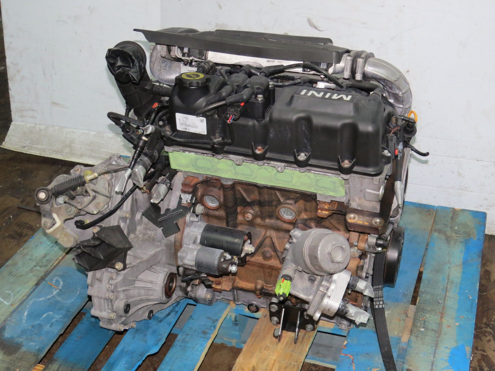 2002-2006 MINI COOPER-S SUPERCHARGED ENGINE W11B16D MOTOR MANUAL TRANSMISSION