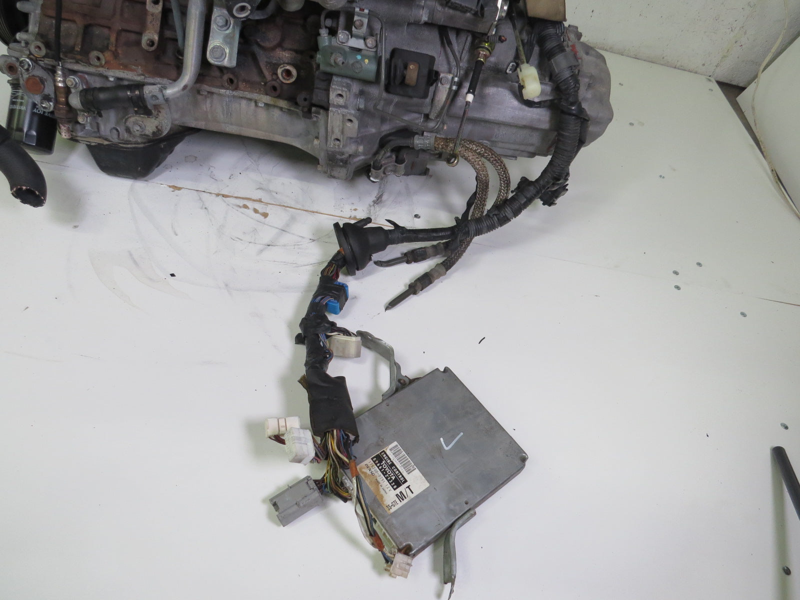 TOYOTA CALDINA ST215 ENGINE 5 SPEED MANUAL TRANSMISSION 2.0L JDM 3SGTE MOTOR ECU