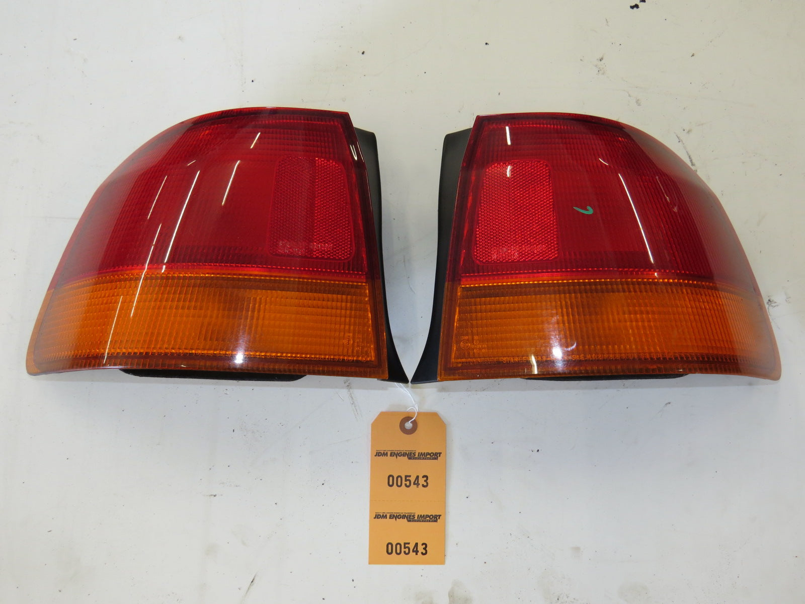 1995 2001 JDM HONDA CIVIC FERIO EK3 SEDAN OUTER TAIL LIGHT OEM USED PAIR