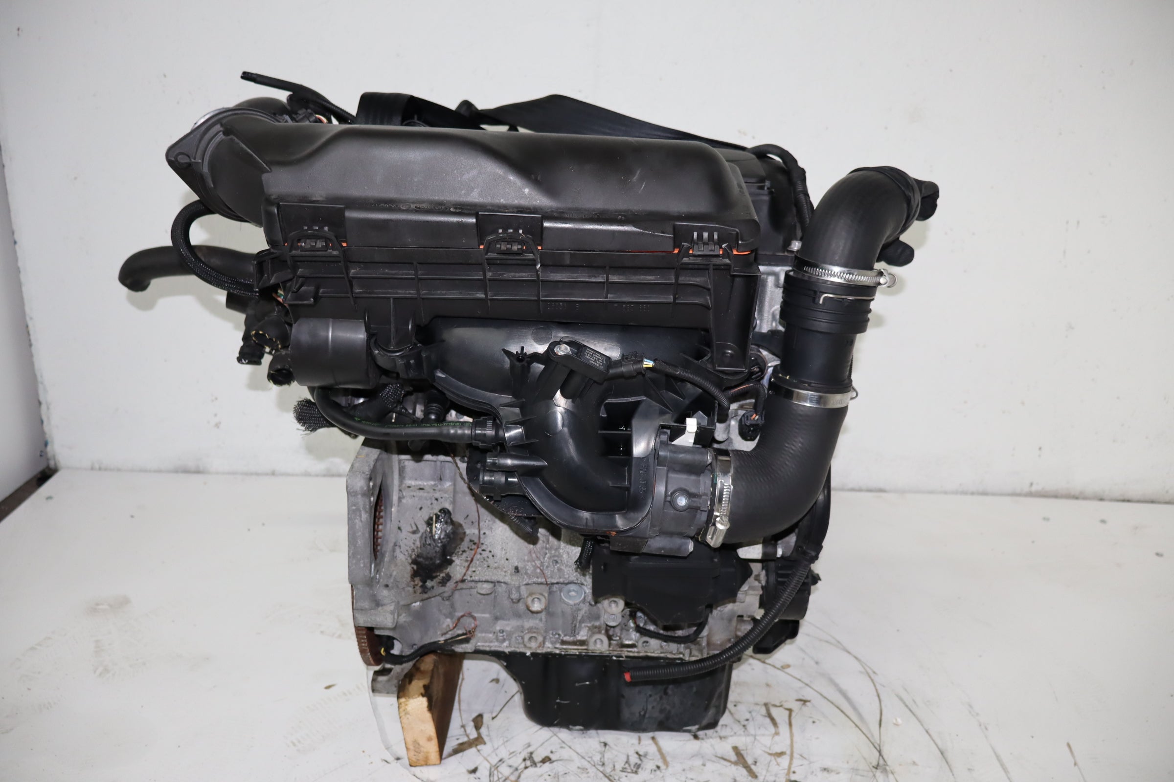 MINI COOPER ENGINE TURBO 1.6L N18B16A MOTOR JDM 2010-2011-2012 R56