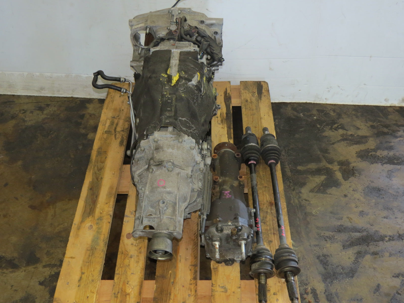 2010 2011 2012 Subaru Legacy Auto CVT Transmission JDM 2.5L TR690JHABA Rear Differential