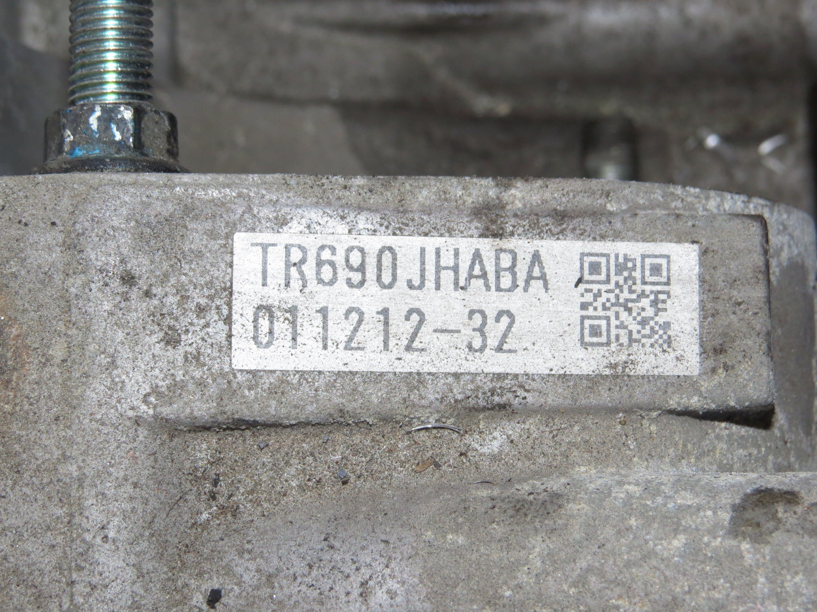 JDM 2010-2011-2012 SUBARU LEGACY (OUTBACK) CVT AUTOMATIC TRANSMISSION MATCHING REAR DIFFERENTIAL & REAR AXLES EJ25 SOHC