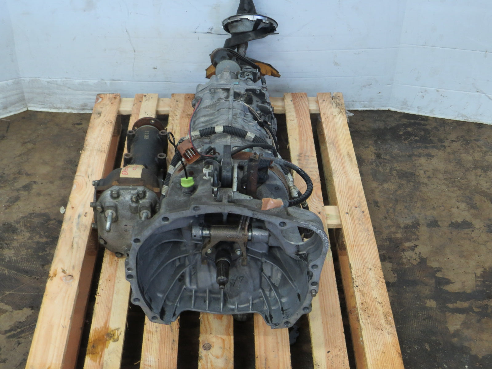 JDM SUBARU LEGACY GT 6 SPEED TRANSMISSION TY856WBEAA SPEC B