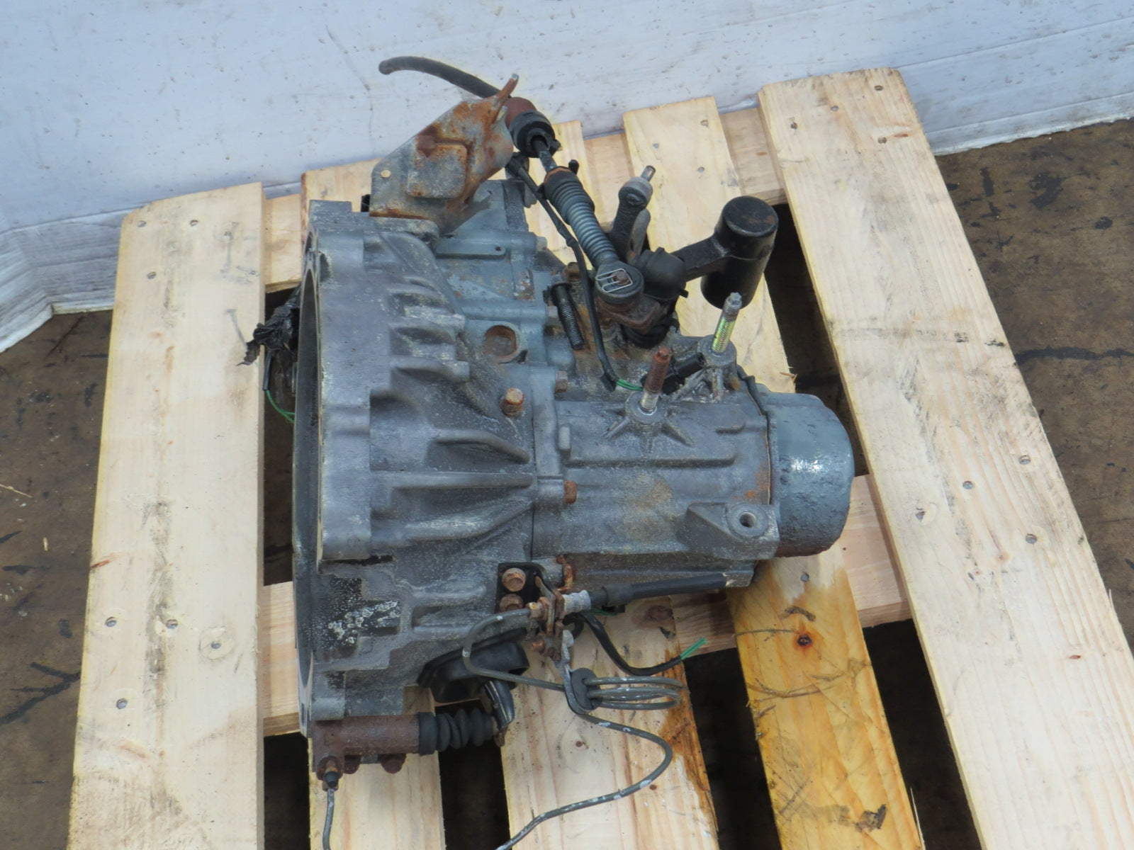 2004-2005-2006 MAZDA 3 5 SPEED MANUAL TRANSMISSION