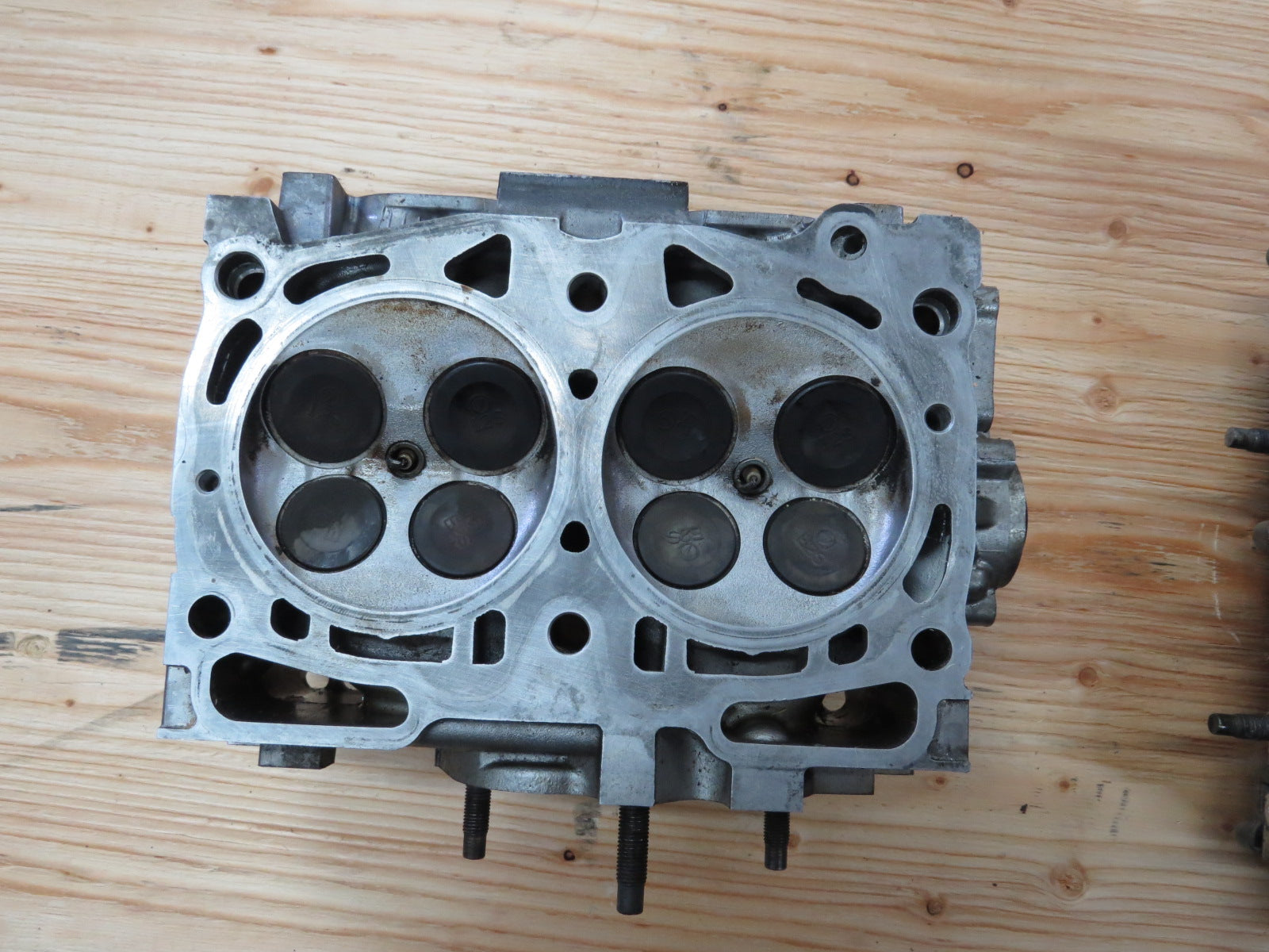 JDM EJ25 SUBARU SOHC CYLINDER HEADS AVCS 2.5L EJ25 IMPREZA FORESTER OUTBACK LEGACY 2008-2009-2010-2011-2012